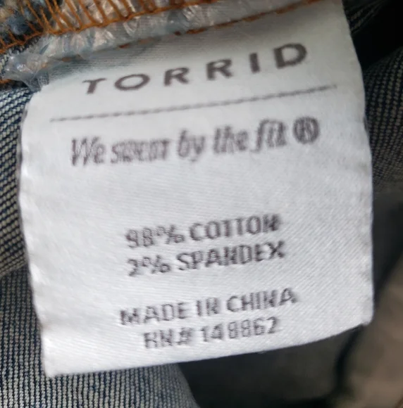 Plus Size 5X Torrid Trucker Denim Jean Jacket Coat - Picture 7 of 7